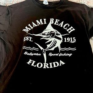 Men’s T shirt